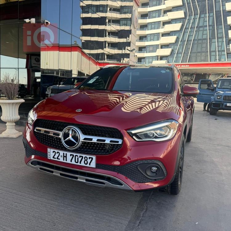 Mercedes-Benz GLA